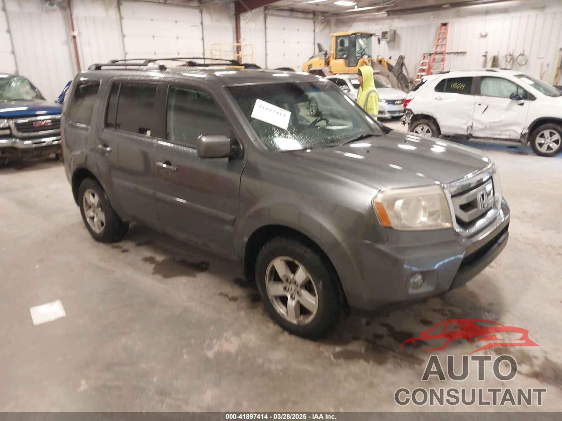HONDA PILOT 2011 - 5FNYF4H54BB079105
