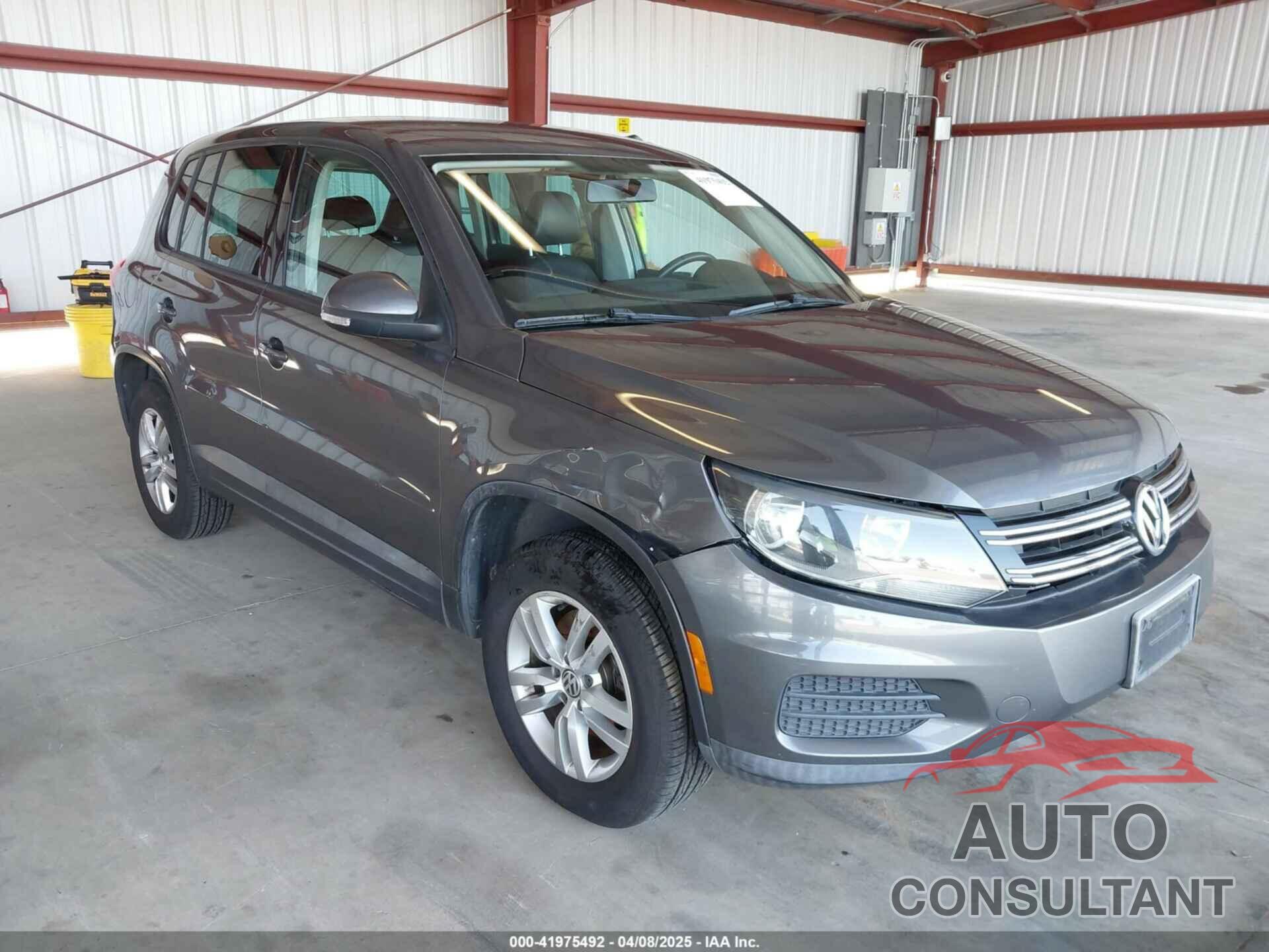 VOLKSWAGEN TIGUAN 2012 - WVGAV7AX9CW003776