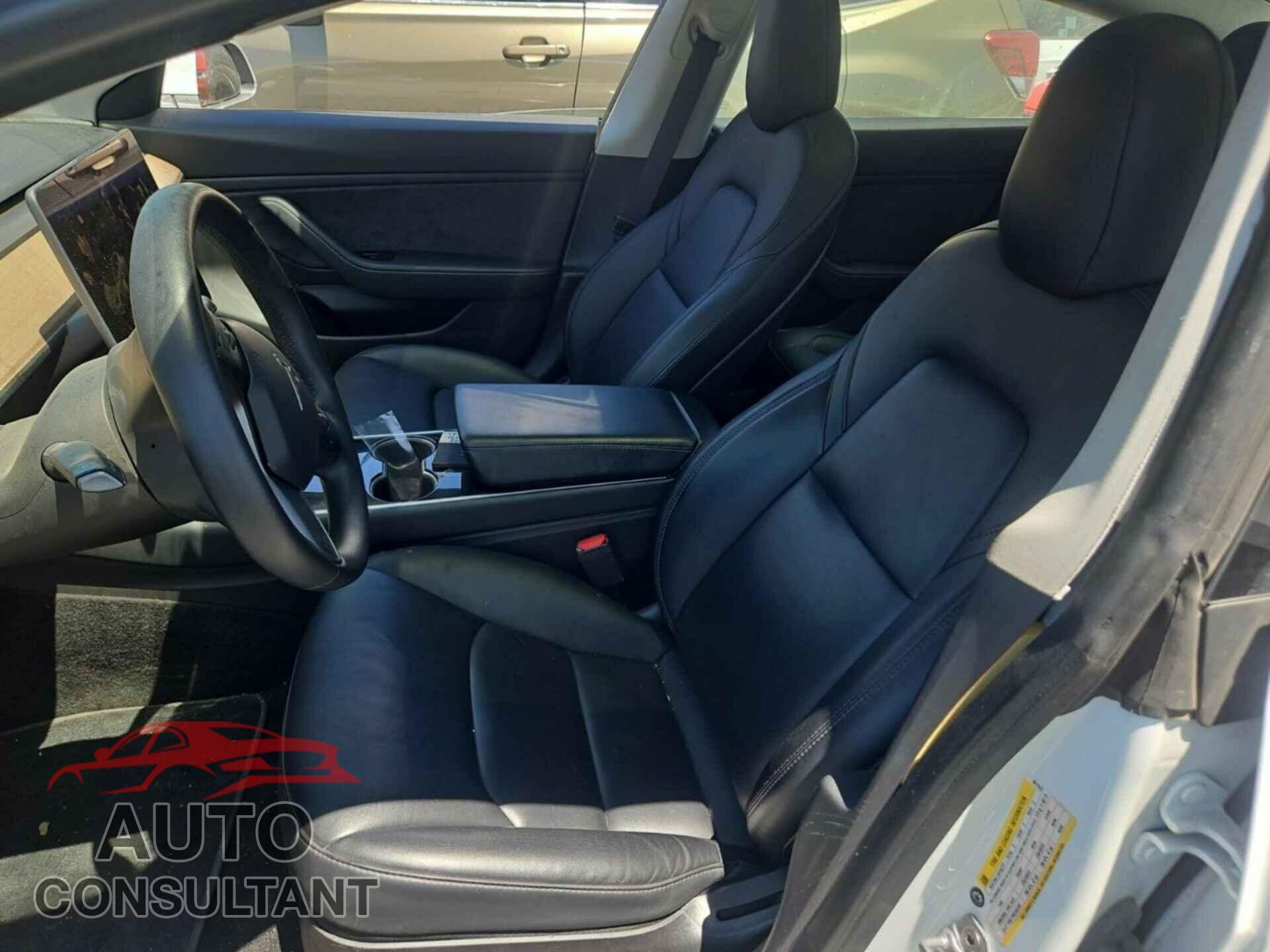 TESLA MODEL 3 2020 - 5YJ3E1EB5LF801043