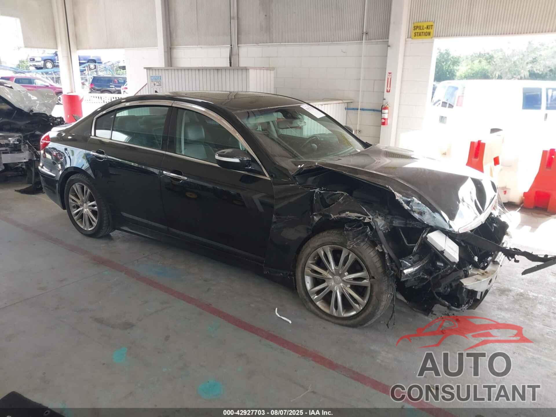 HYUNDAI GENESIS 2012 - KMHGC4DD8CU194425