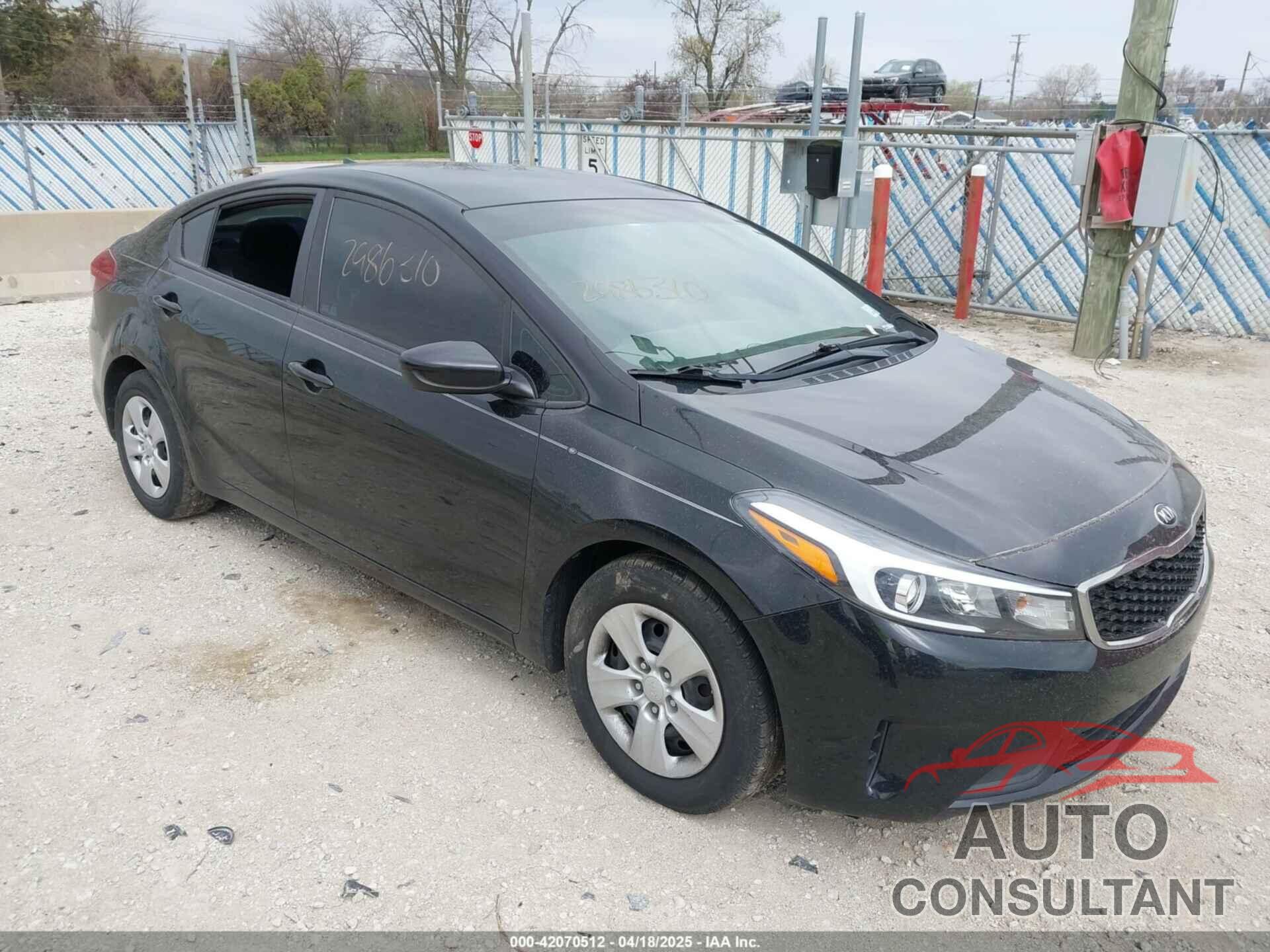 KIA FORTE 2018 - 3KPFL4A72JE273308