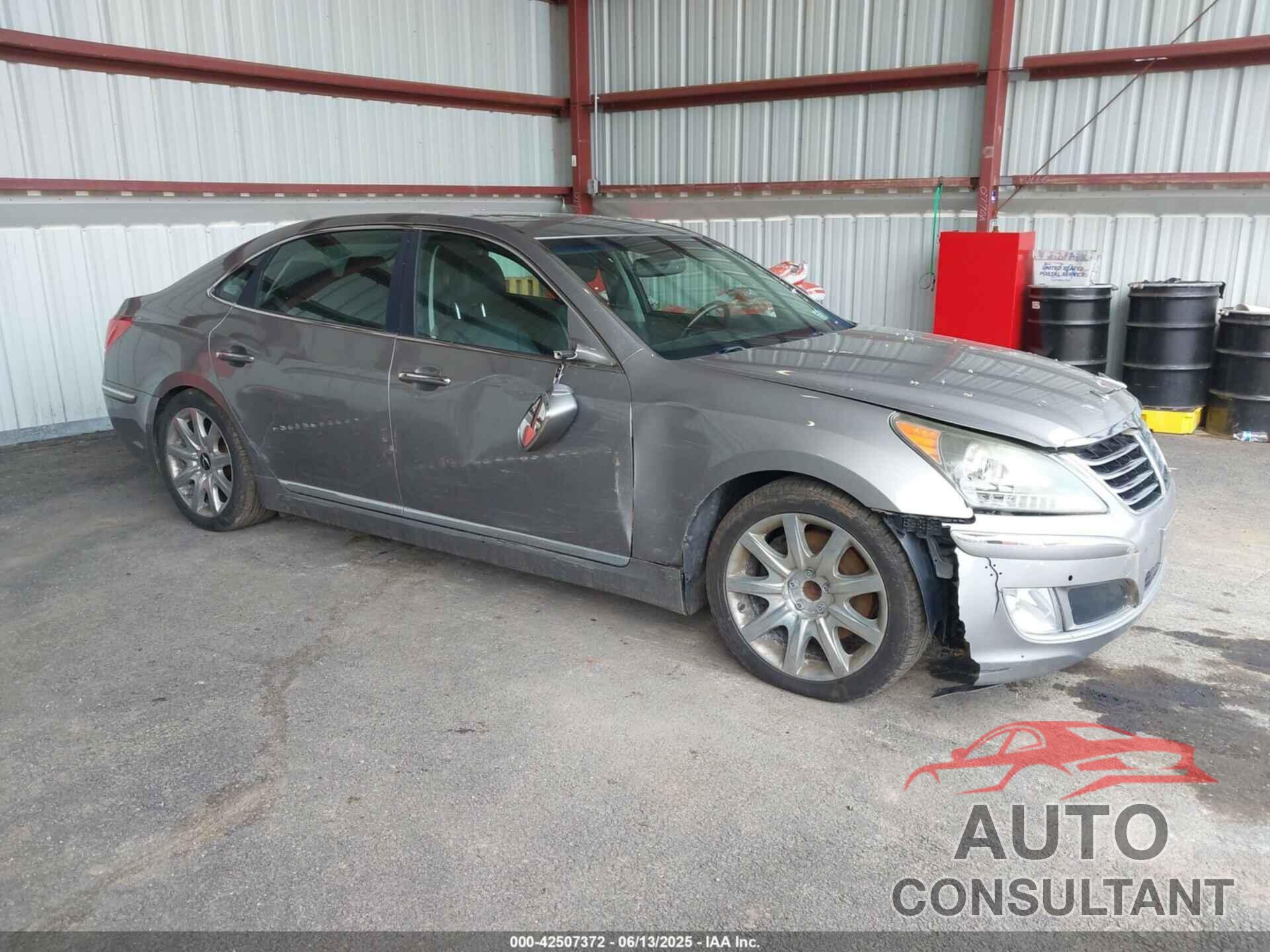 HYUNDAI EQUUS 2011 - KMHGH4JF2BU029458
