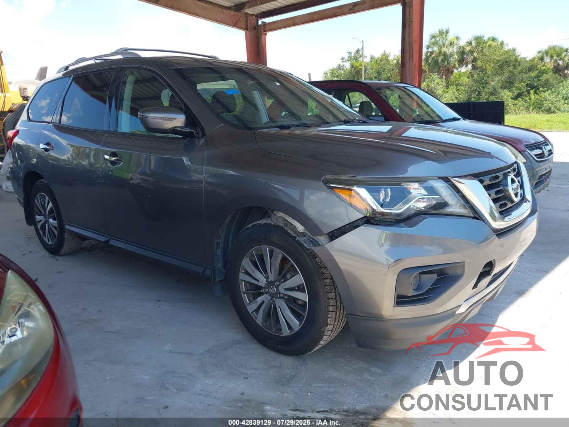 NISSAN PATHFINDER 2018 - 5N1DR2MN7JC656829