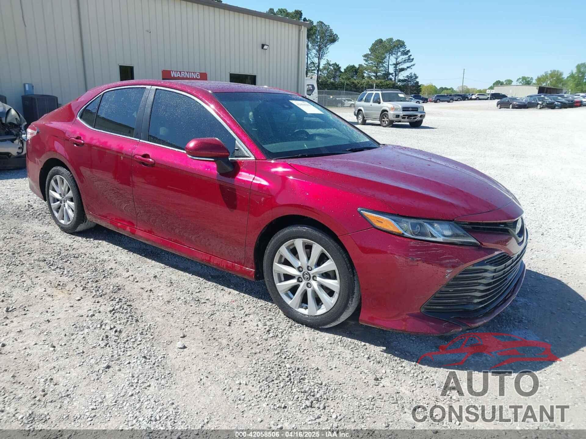 TOYOTA CAMRY 2018 - 4T1B11HK3JU549733
