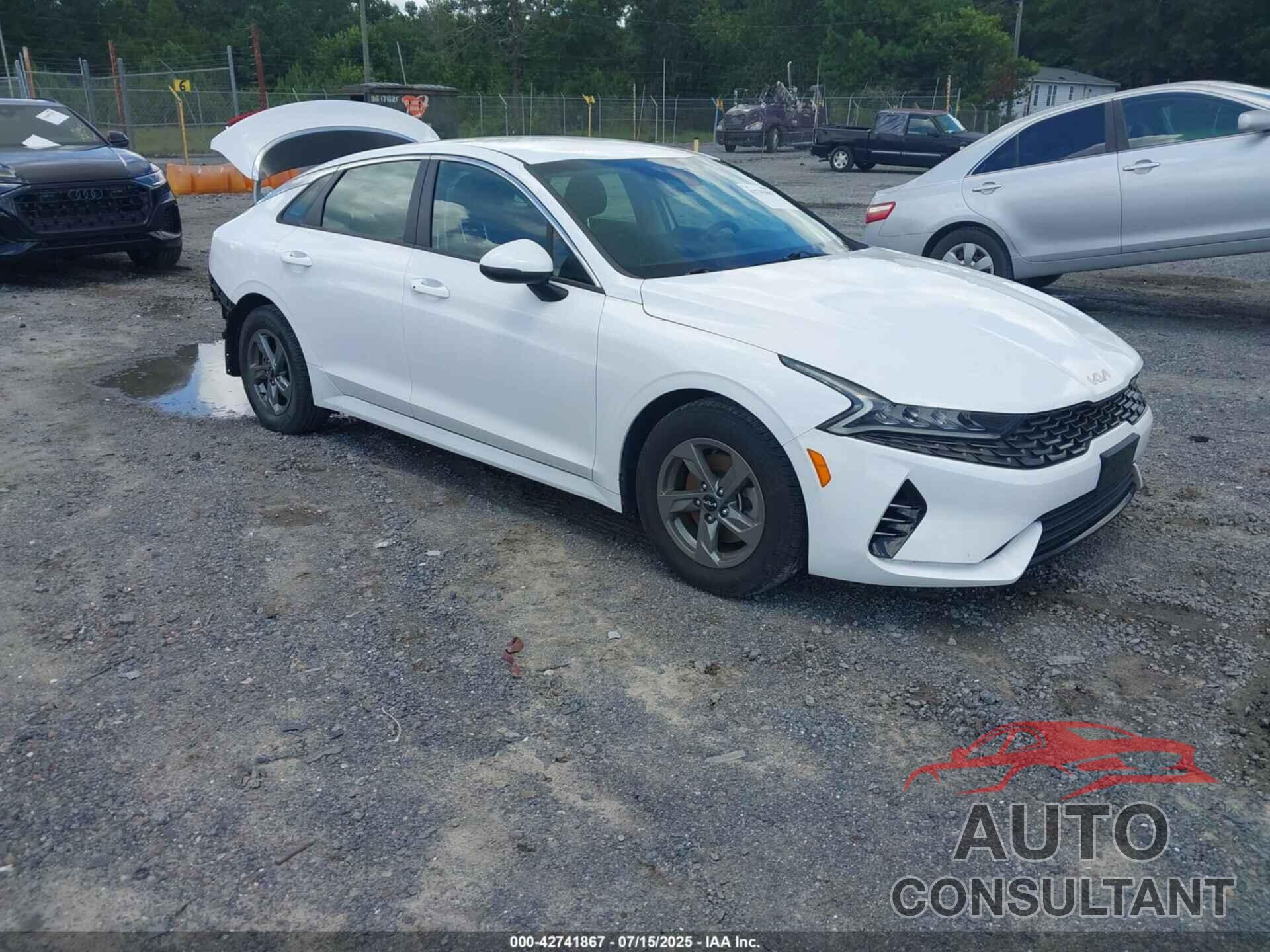 KIA K5 2022 - 5XXG14J26NG103304