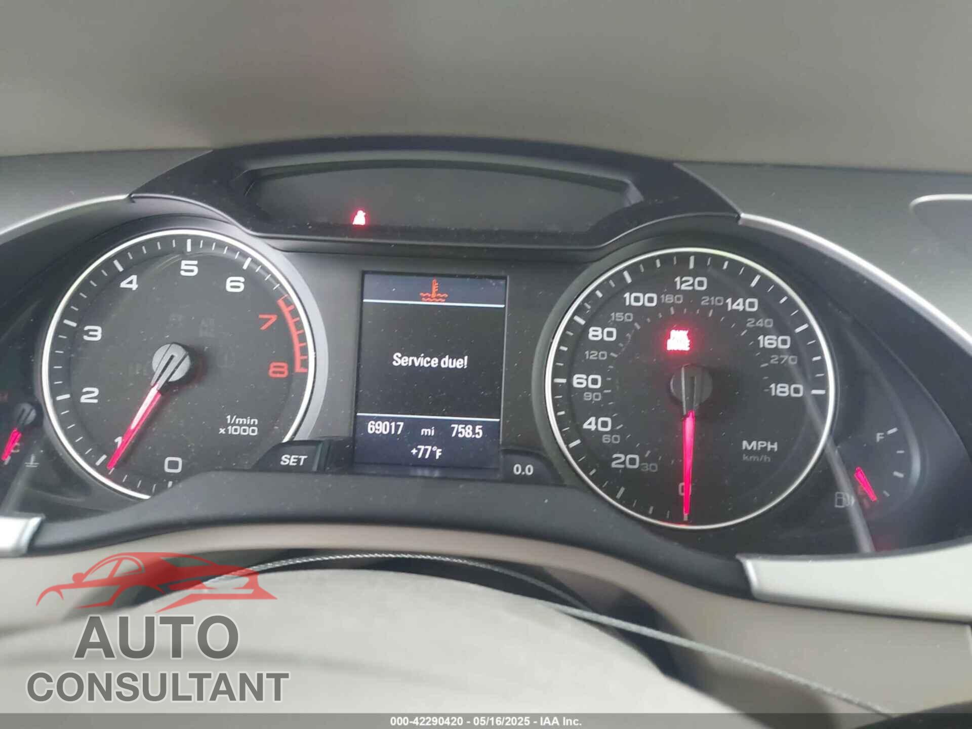 AUDI A4 2011 - WAUHFAFL9BN039357