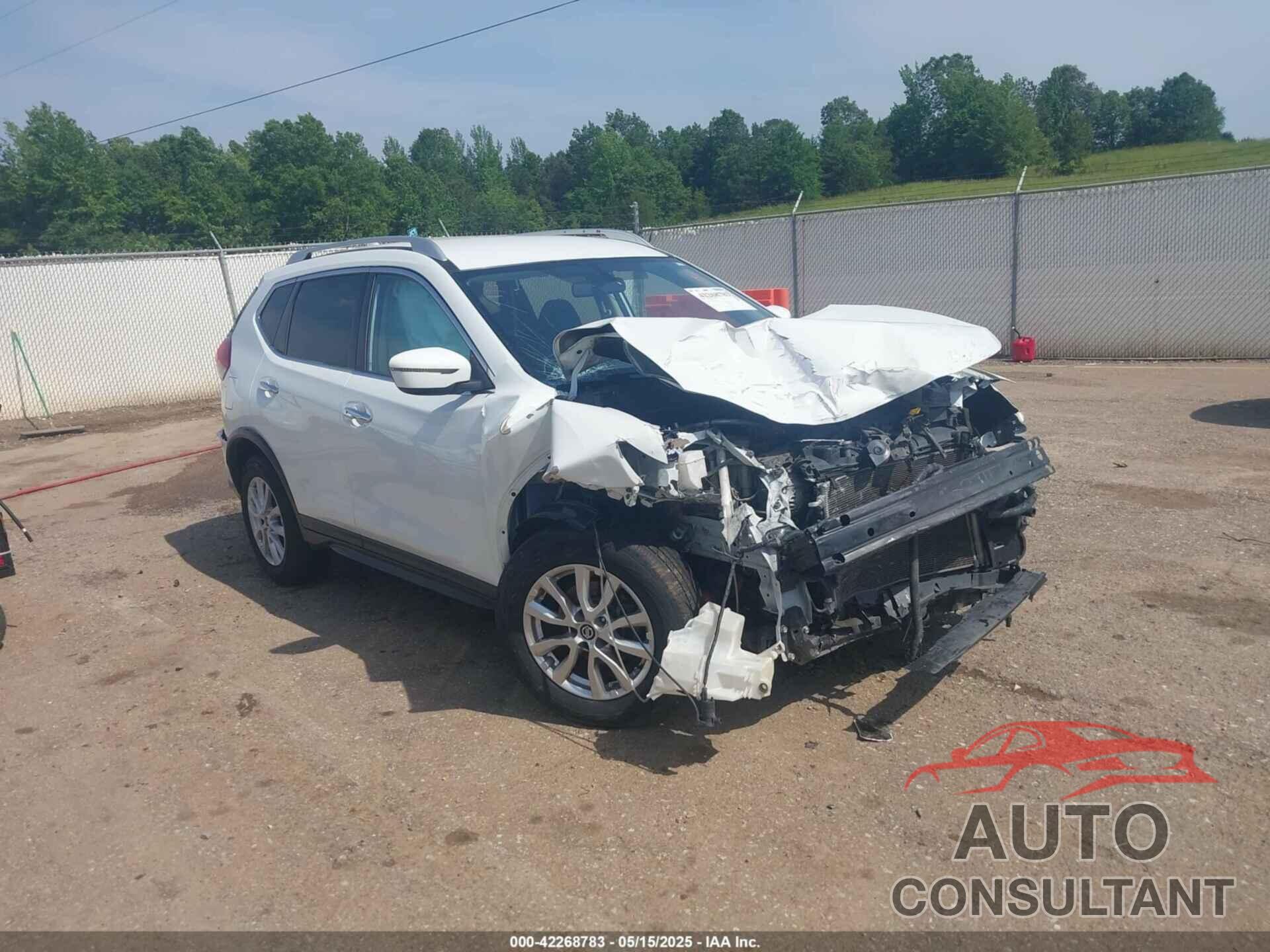 NISSAN ROGUE 2017 - KNMAT2MT7HP540038