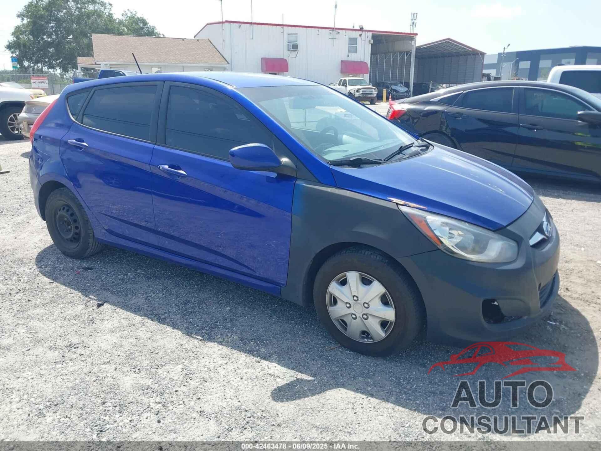 HYUNDAI ACCENT 2013 - KMHCT5AEXDU128879