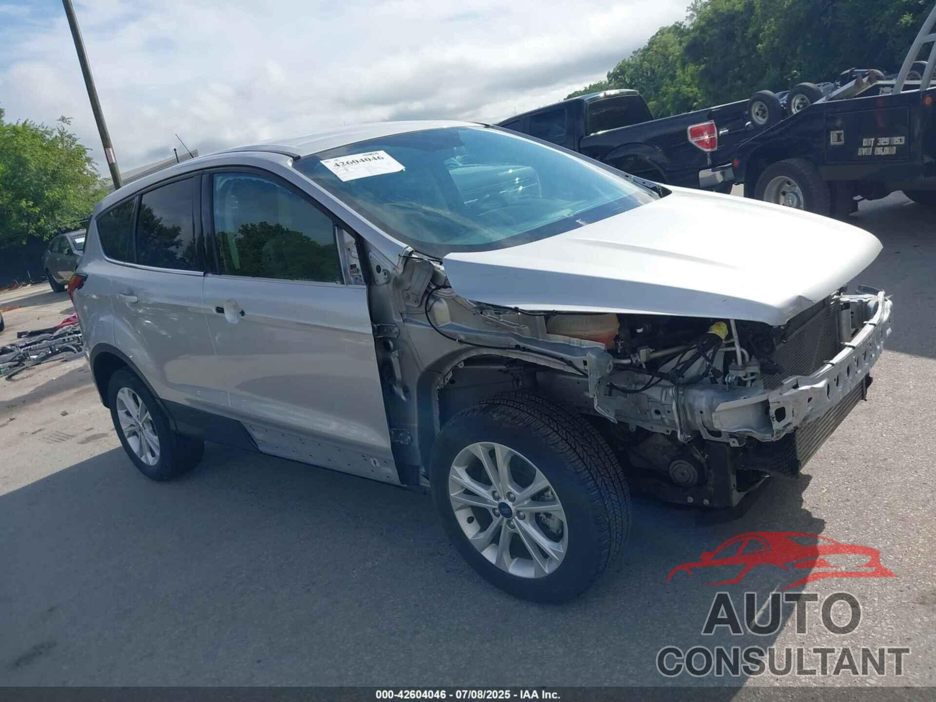 FORD ESCAPE 2019 - 1FMCU0G99KUA72702