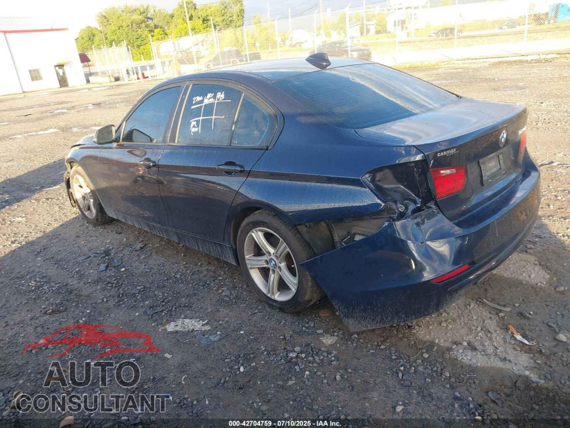 BMW 320I 2015 - WBA3B1C57FP831772