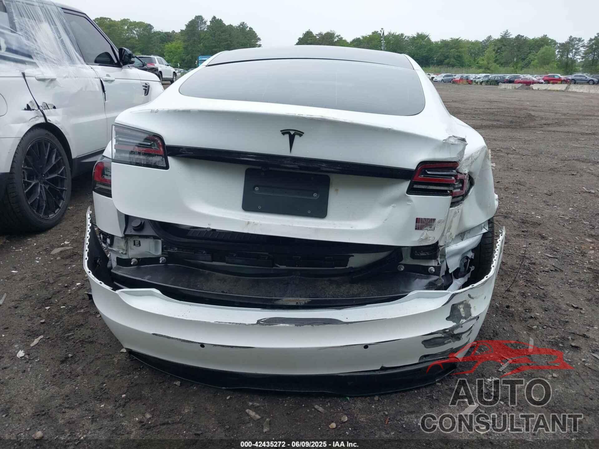 TESLA MODEL S 2022 - 5YJSA1E62NF487719