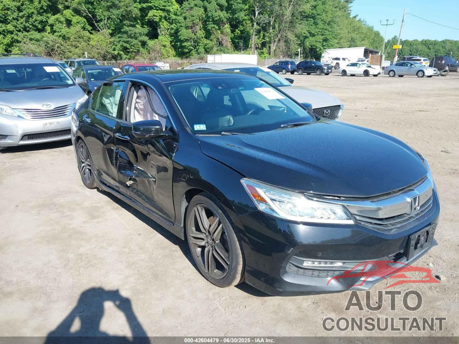 HONDA ACCORD 2016 - 1HGCR3F90GA018773
