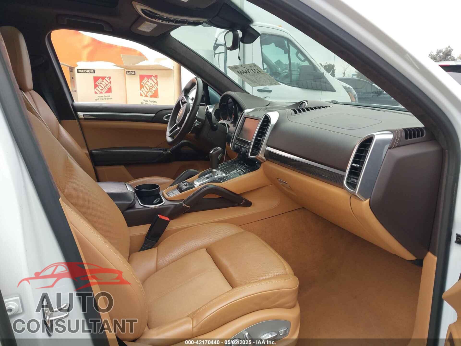 PORSCHE CAYENNE 2016 - WP1AC2A20GLA85193