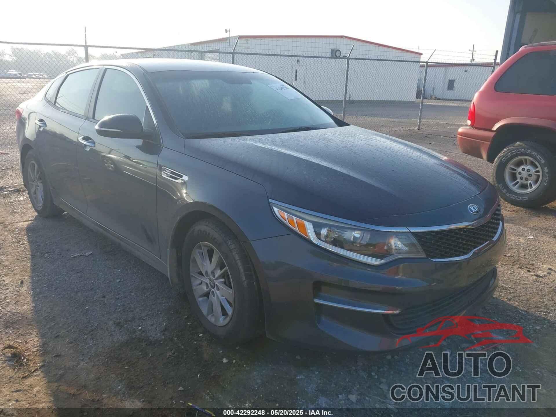 KIA OPTIMA 2017 - 5XXGT4L30HG158576