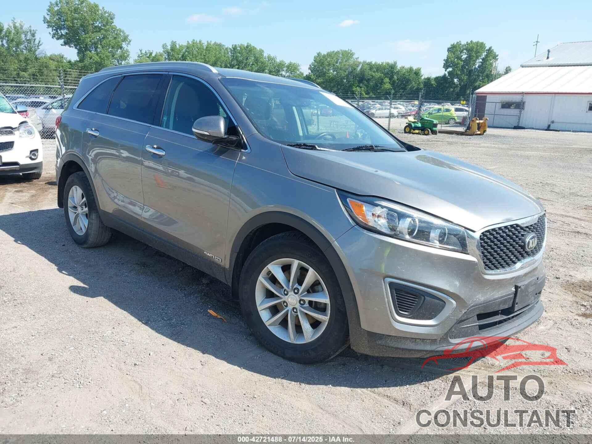 KIA SORENTO 2017 - 5XYPGDA56HG229509