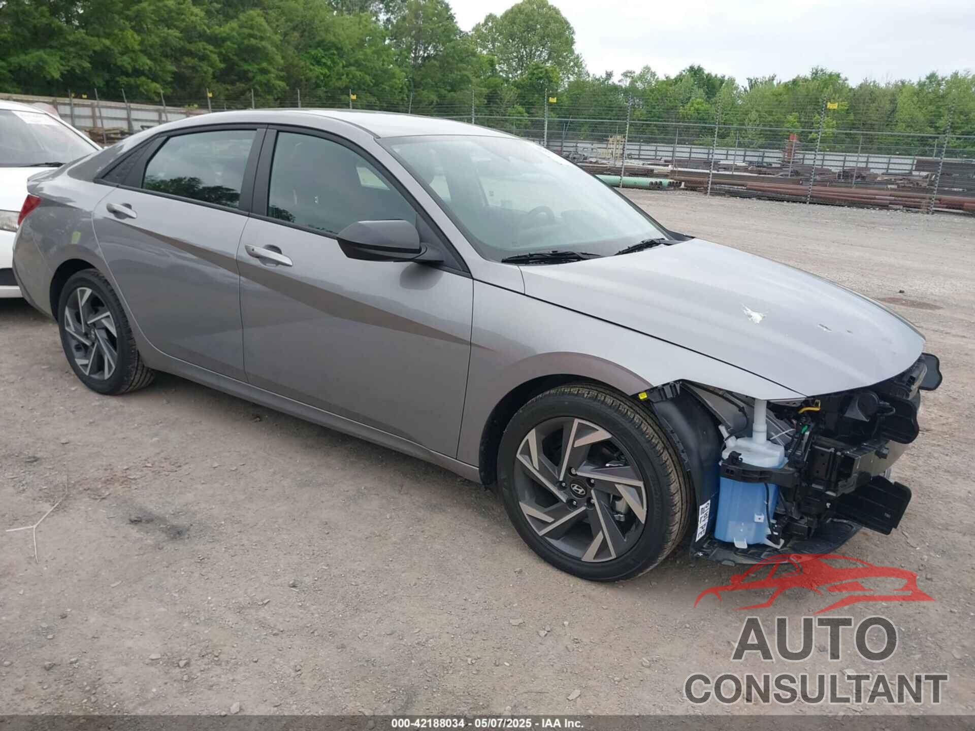 HYUNDAI ELANTRA 2025 - KMHLM4DG4SU905462