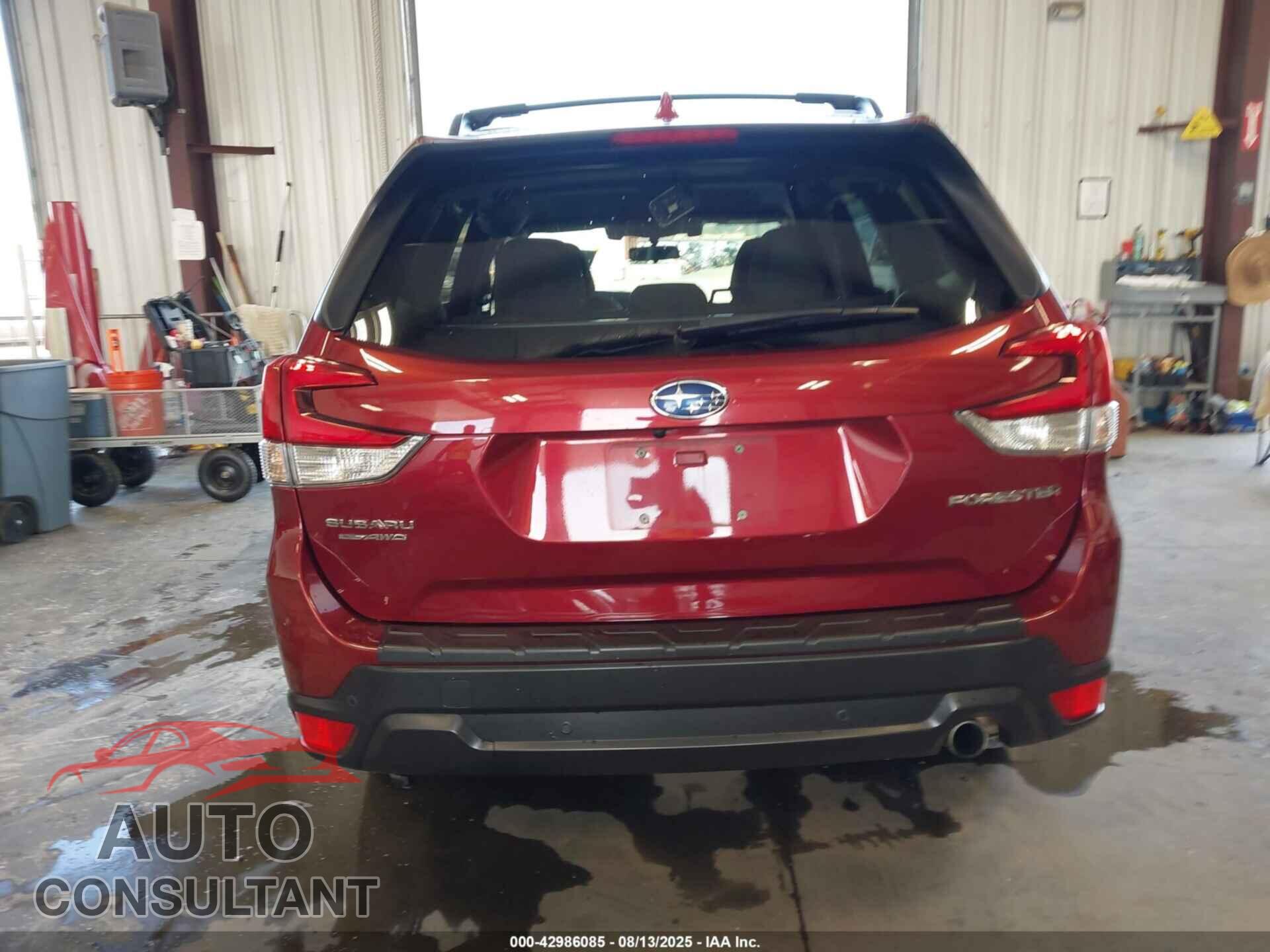 SUBARU FORESTER 2019 - JF2SKAUC7KH538357