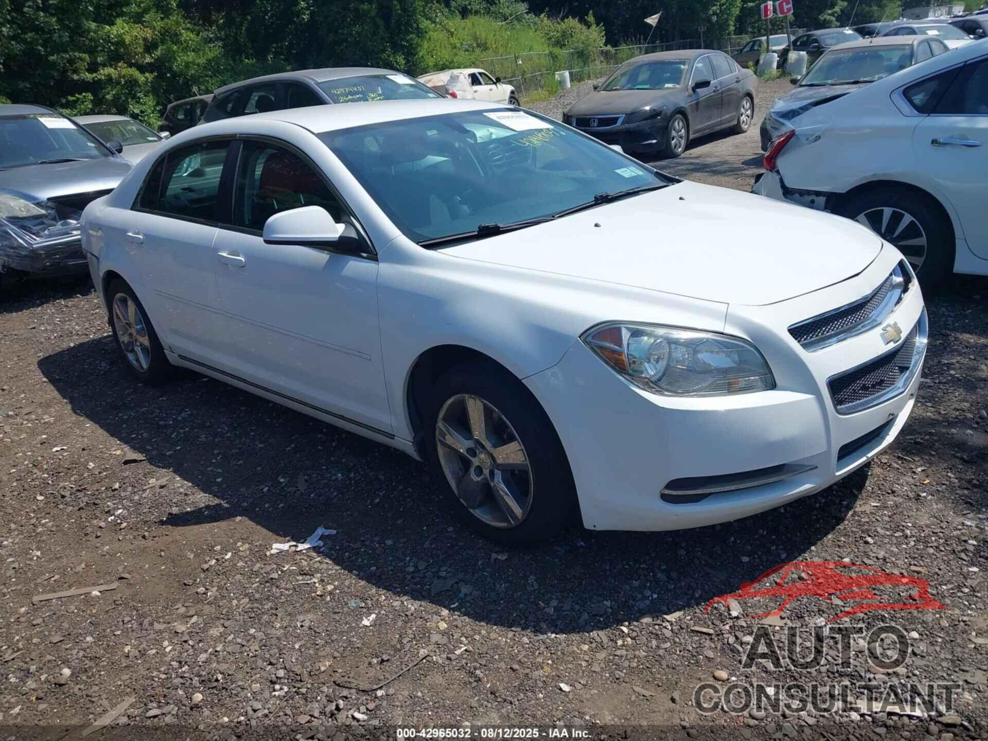 CHEVROLET MALIBU 2011 - 1G1ZD5EU8BF232004