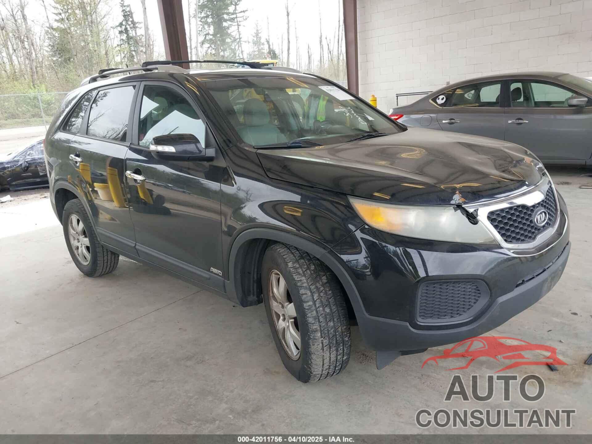 KIA SORENTO 2011 - 5XYKTDA24BG170561