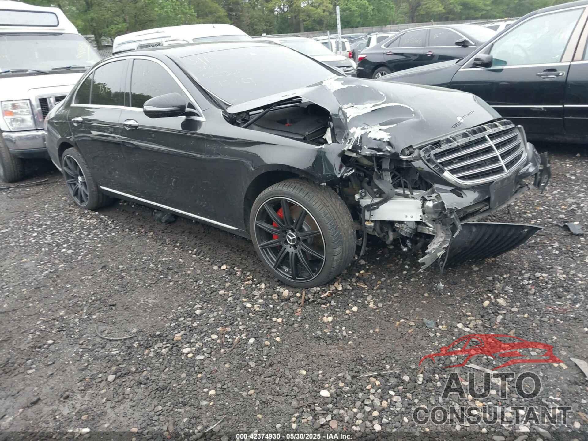 MERCEDES-BENZ E 300 2017 - WDDZF4KB8HA211812