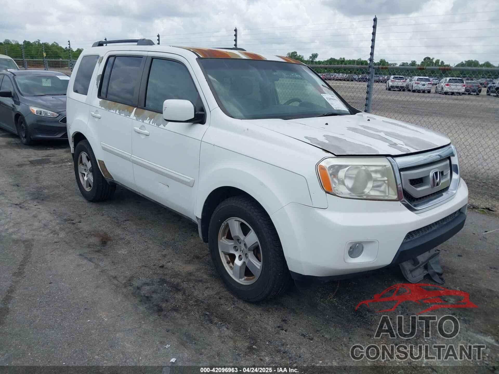 HONDA PILOT 2011 - 5FNYF3H48BB029583