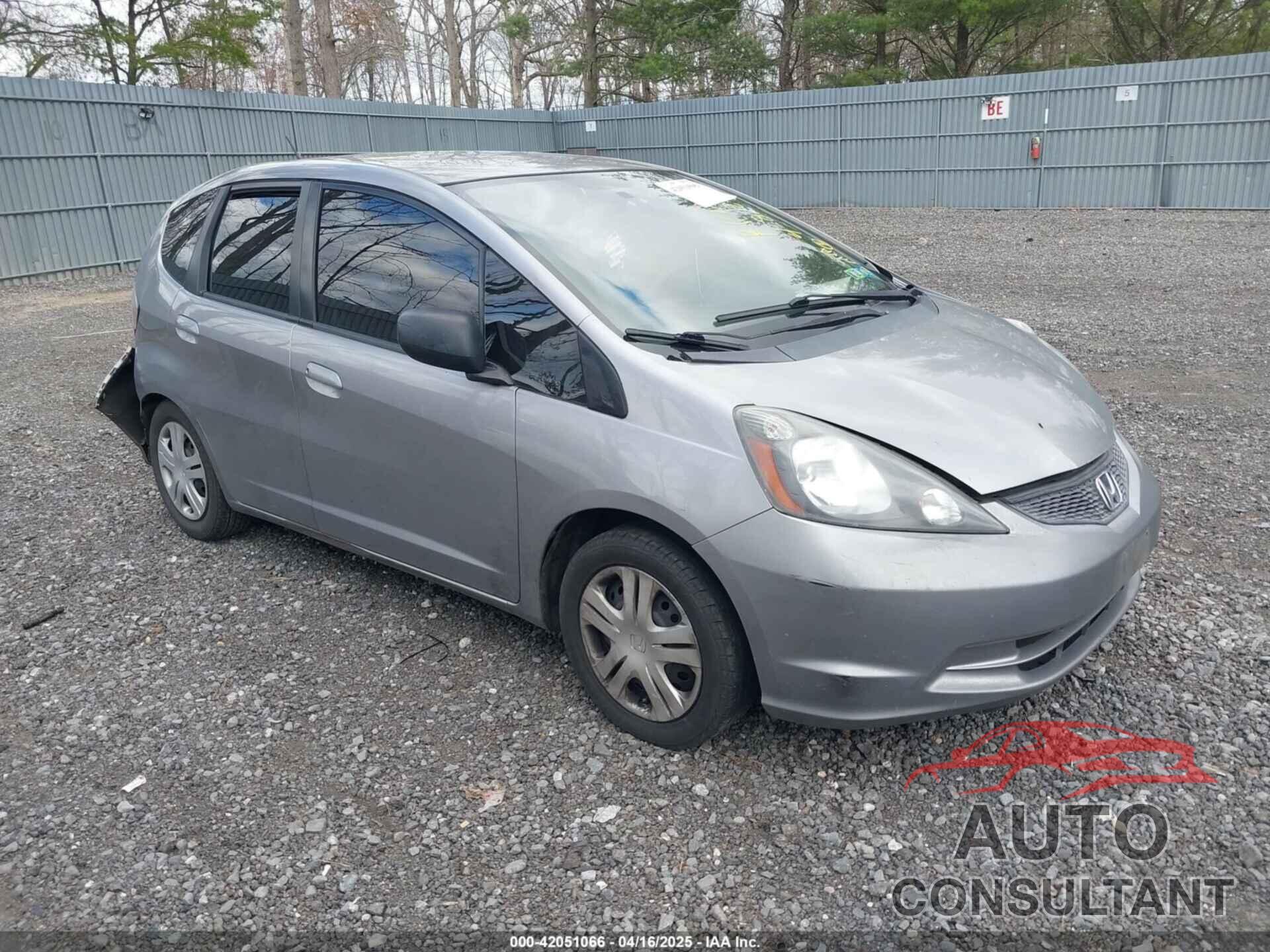 HONDA FIT 2010 - JHMGE8G27AC003563