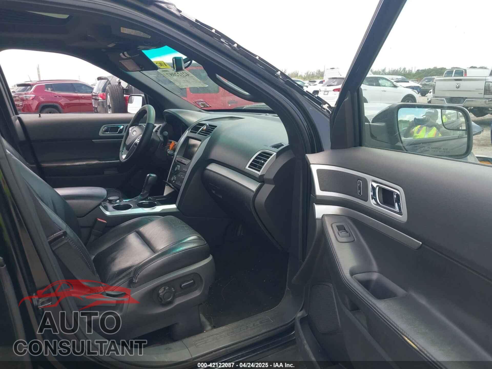 FORD EXPLORER 2012 - 1FMHK8D84CGA66053