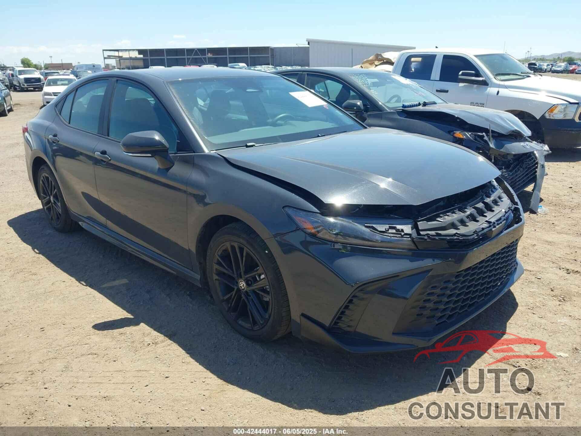 TOYOTA CAMRY 2025 - 4T1DAACK0SU133947