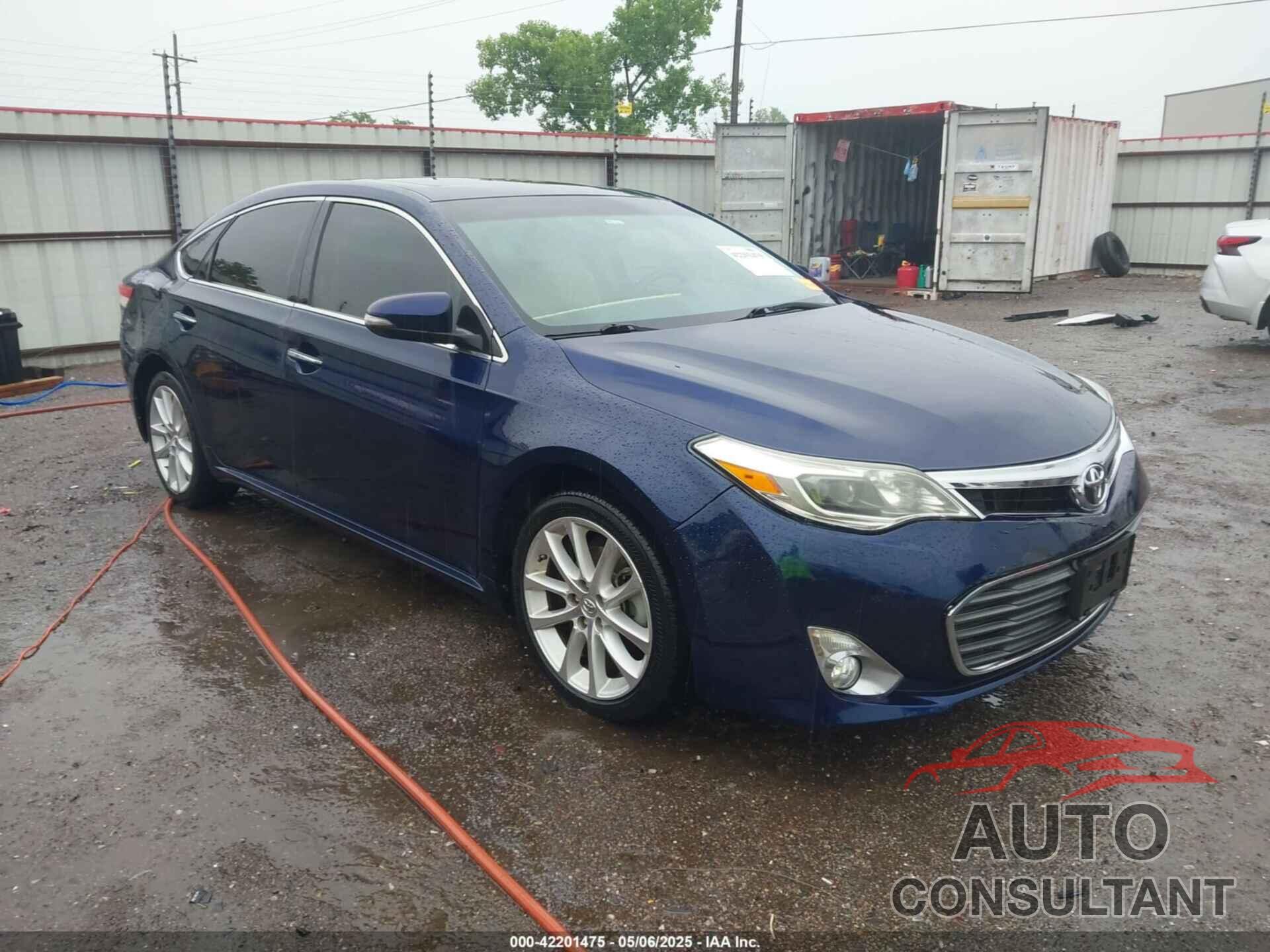 TOYOTA AVALON 2013 - 4T1BK1EB5DU032732