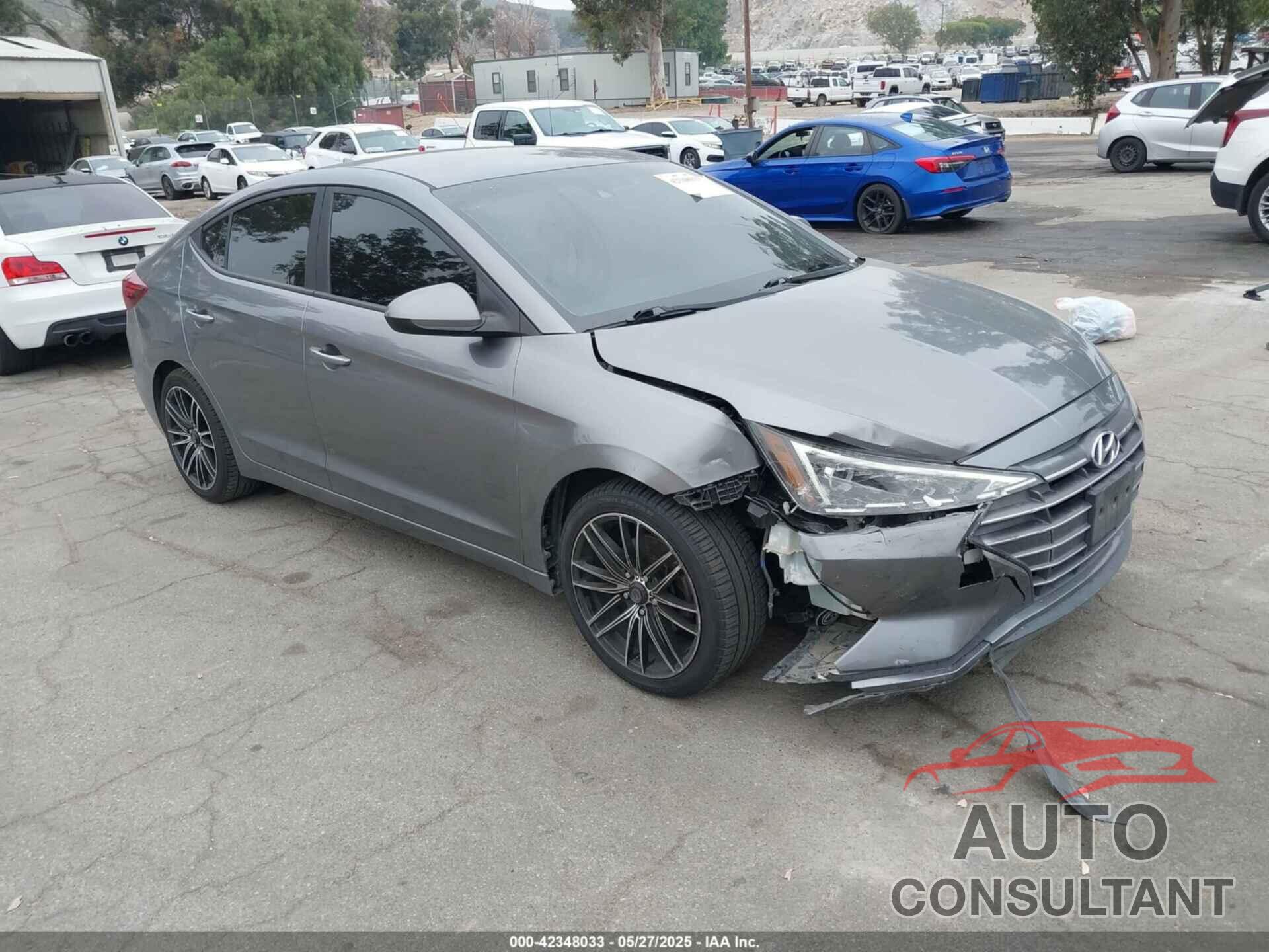 HYUNDAI ELANTRA 2019 - 5NPD84LF7KH446895