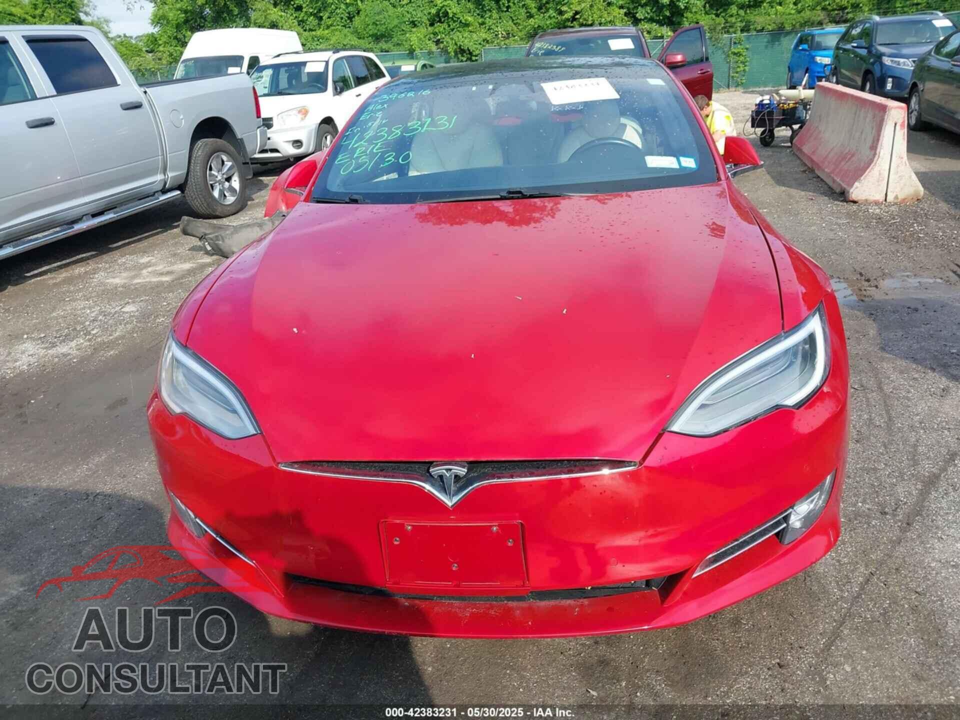 TESLA MODEL S 2020 - 5YJSA1E25LF396213