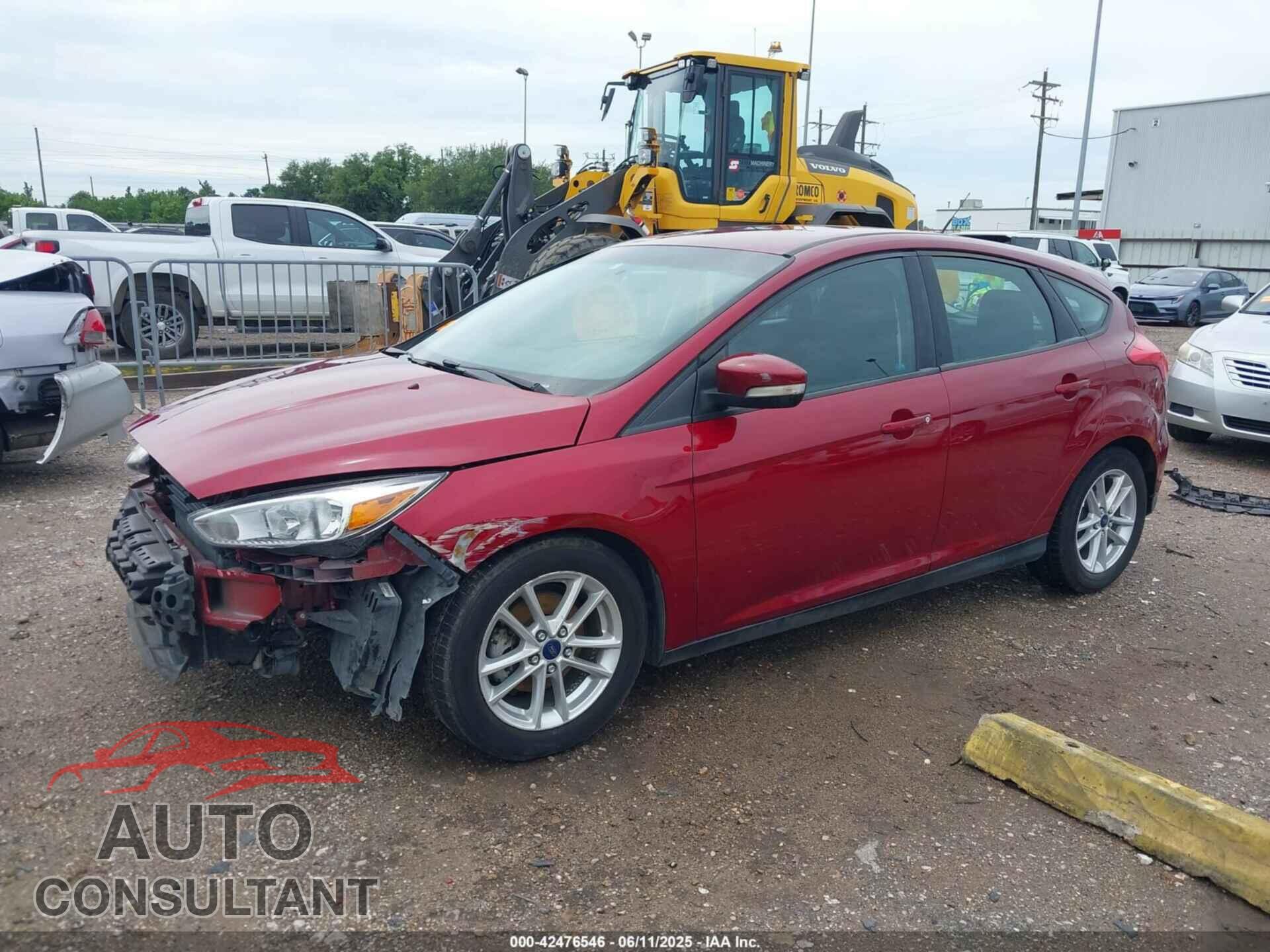 FORD FOCUS 2017 - 1FADP3K22HL327285
