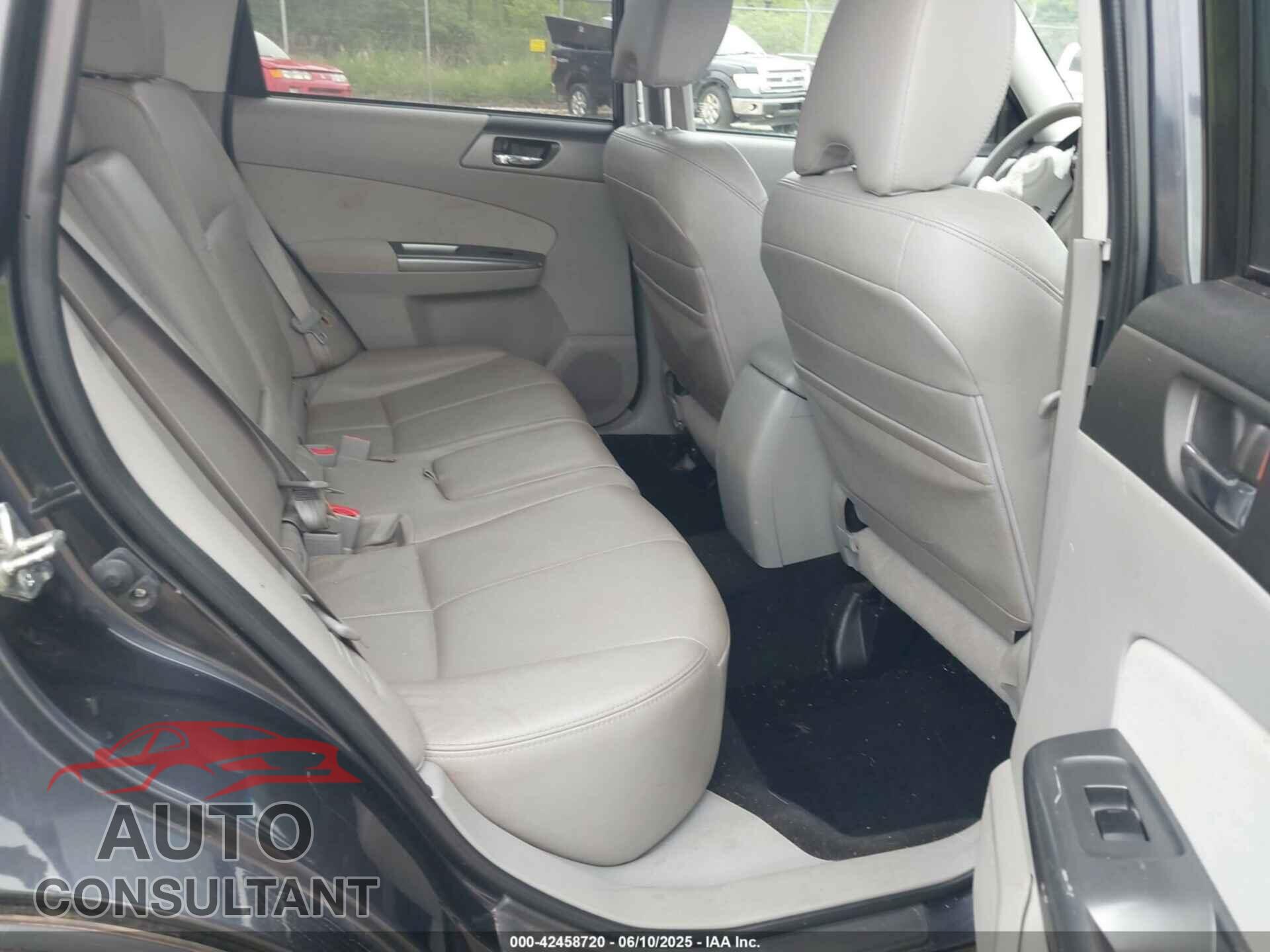 SUBARU FORESTER 2013 - JF2SHAEC5DH440265