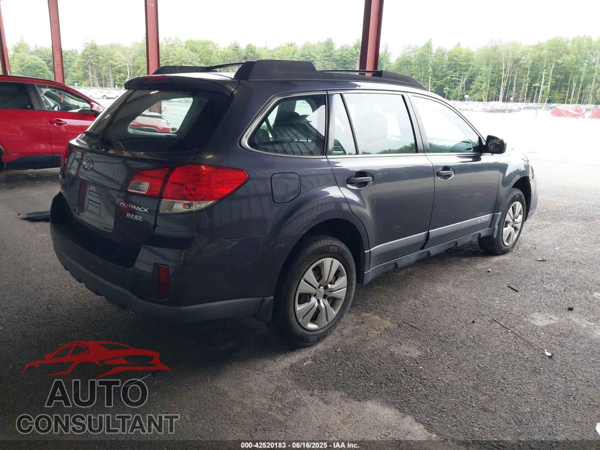 SUBARU OUTBACK 2013 - 4S4BRBAC0D3284717