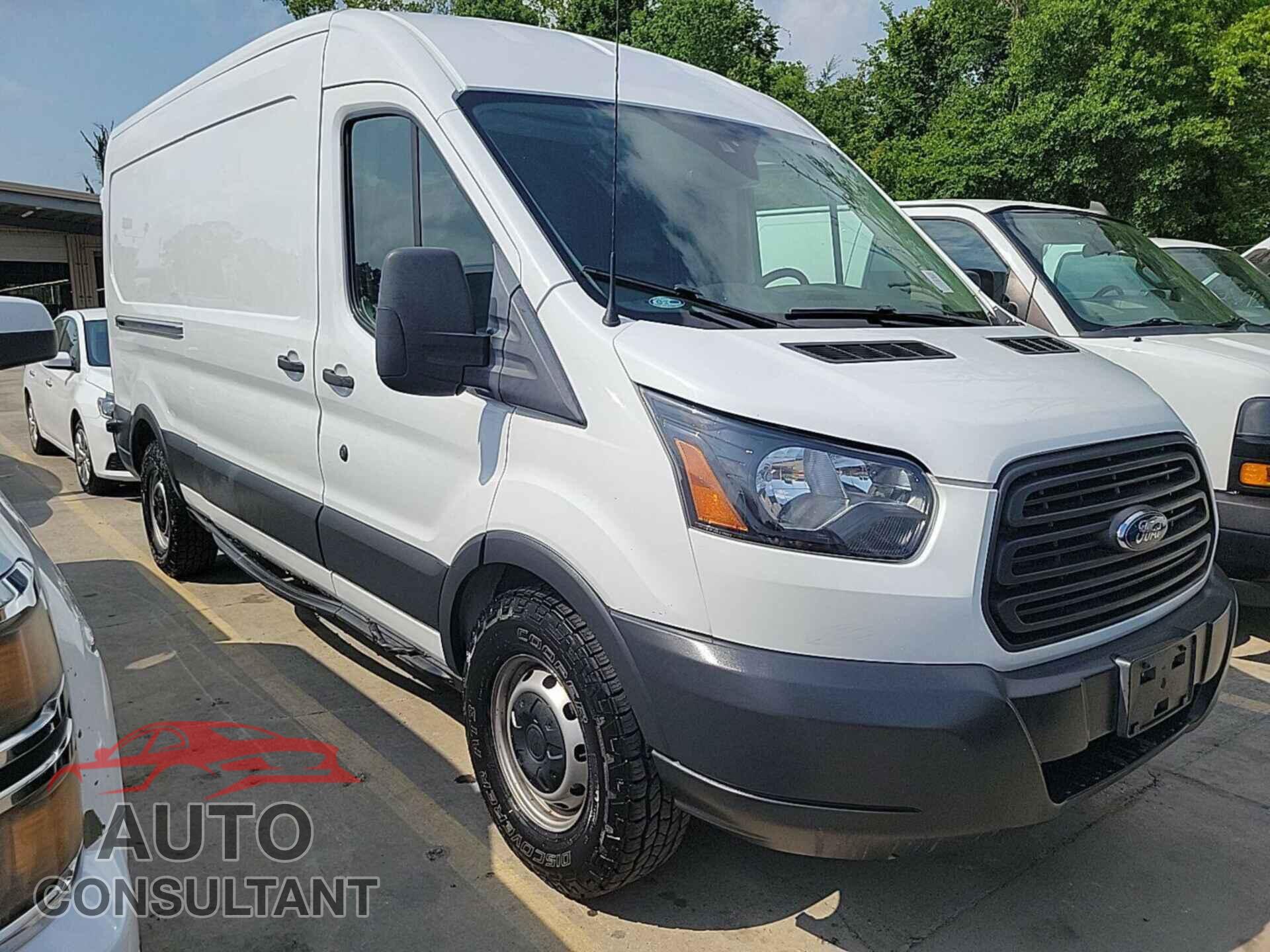 FORD TRANSIT 2018 - 1FTYR2CM5JKB45950