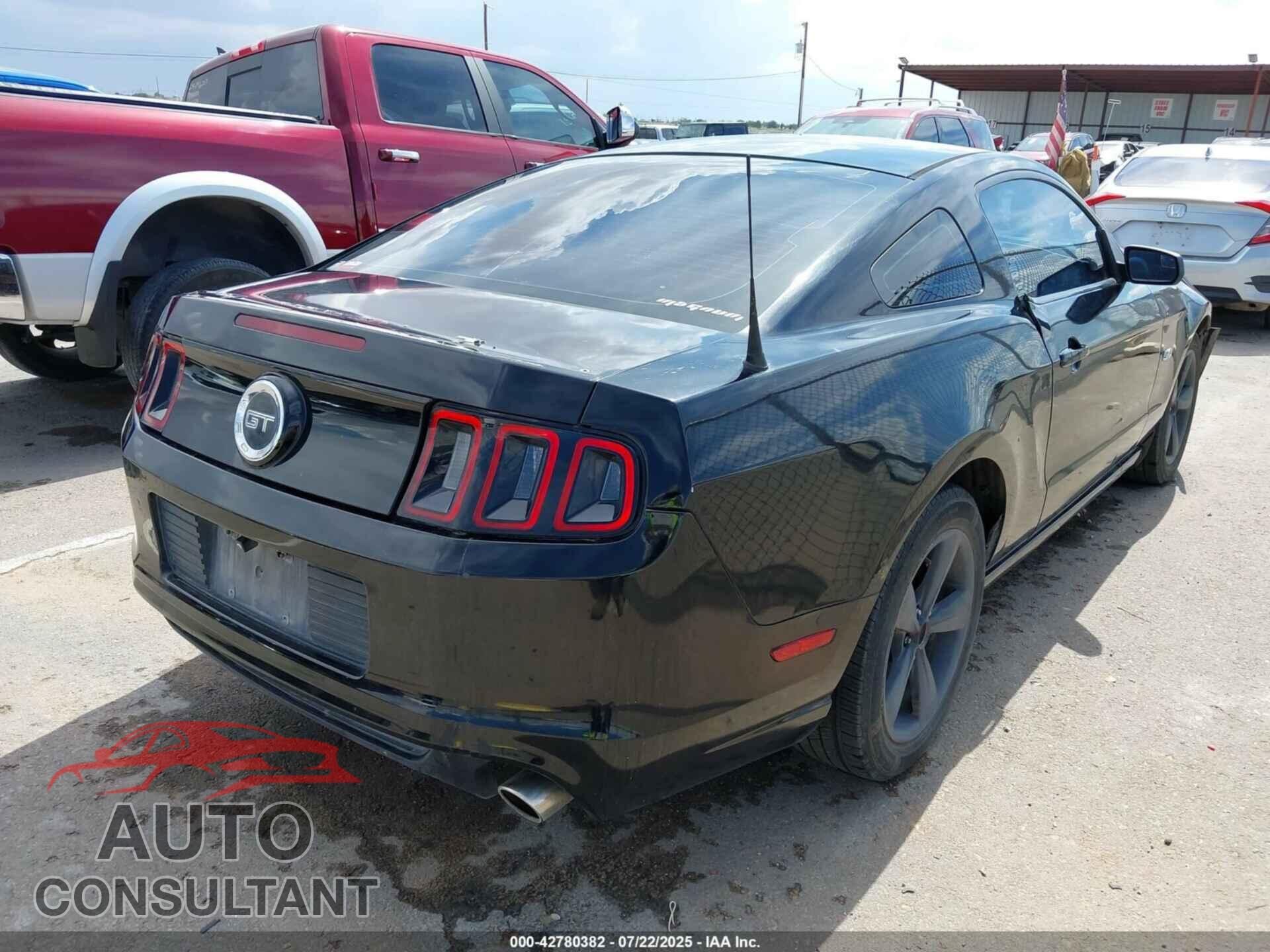 FORD MUSTANG 2014 - 1ZVBP8CF2E5226454