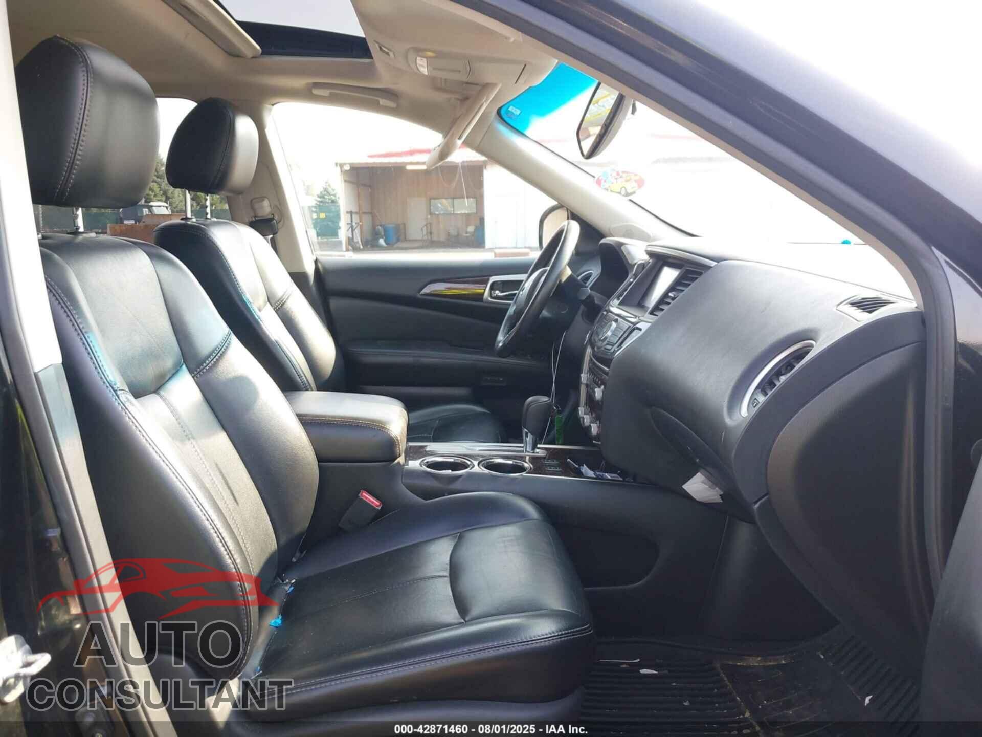 NISSAN PATHFINDER 2014 - 5N1AR2MN7EC714527