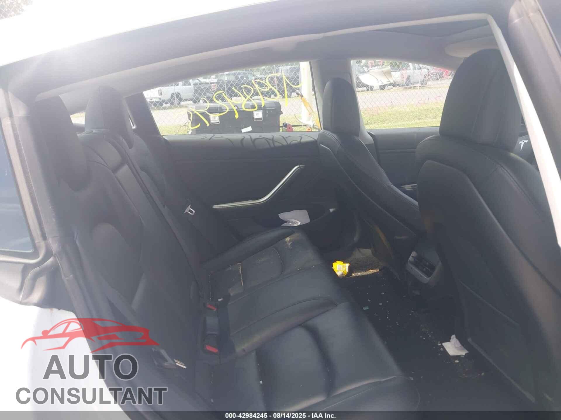 TESLA MODEL 3 2019 - 5YJ3E1EB9KF493390