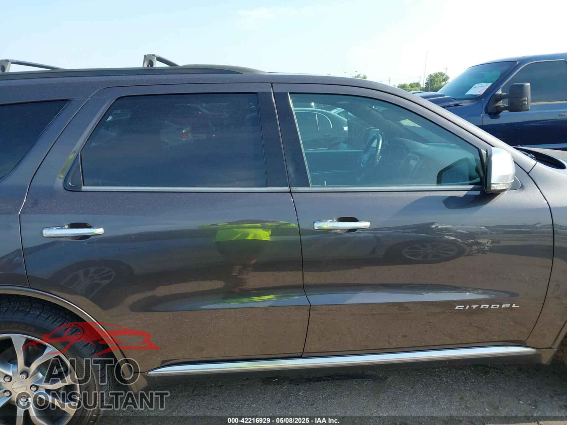 DODGE DURANGO 2018 - 1C4RDHEG9JC302239
