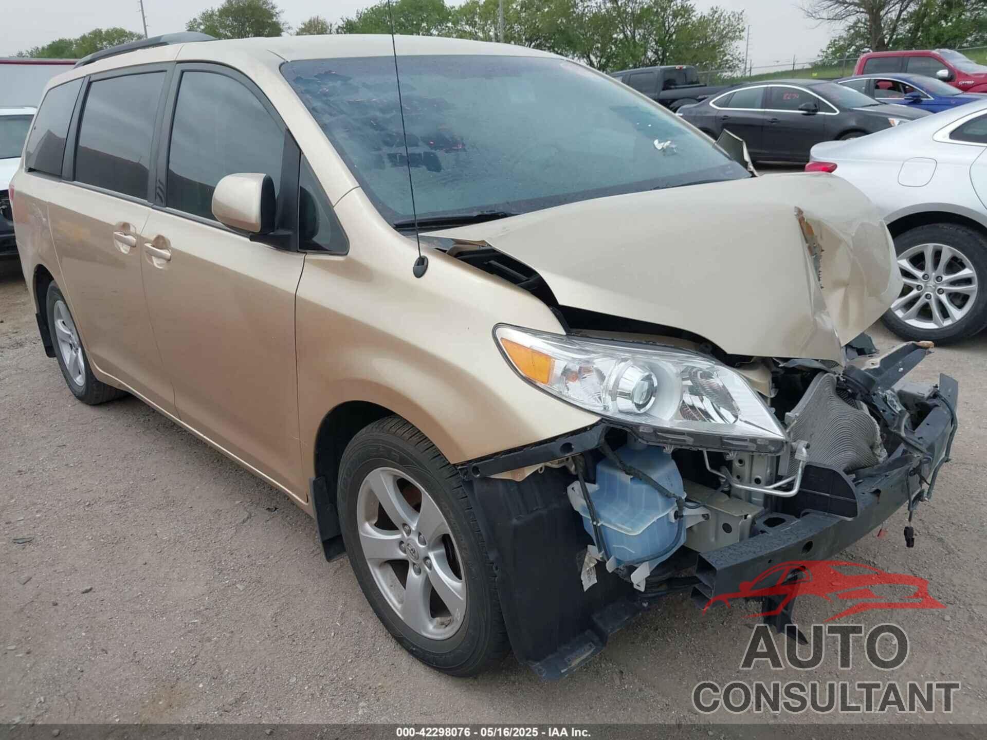 TOYOTA SIENNA 2011 - 5TDKK3DC4BS168541