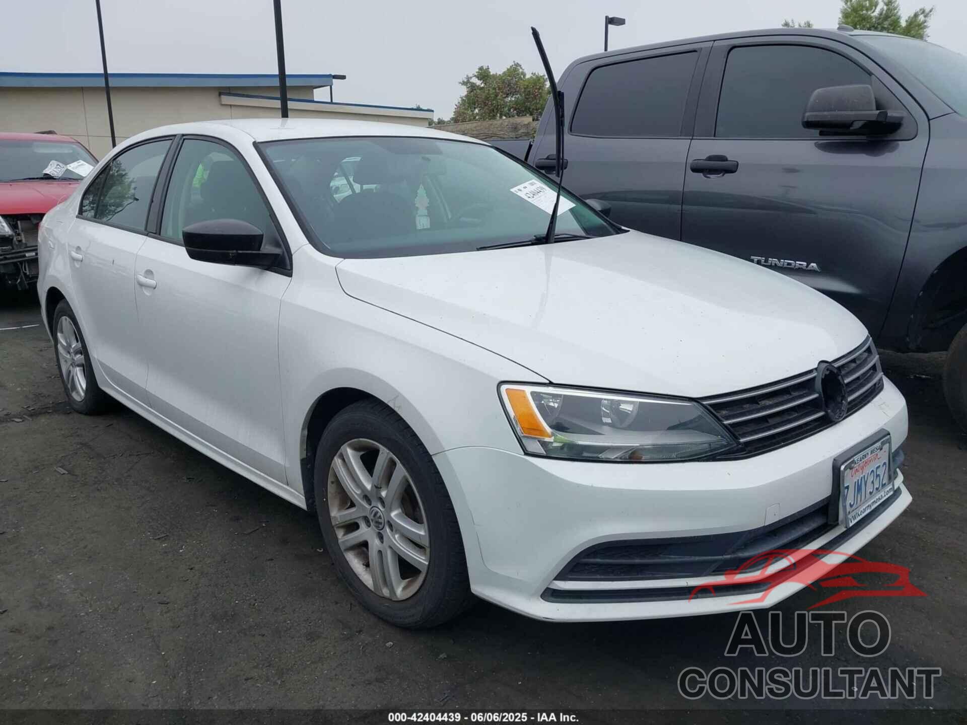 VOLKSWAGEN JETTA 2015 - 3VW2K7AJ9FM241528