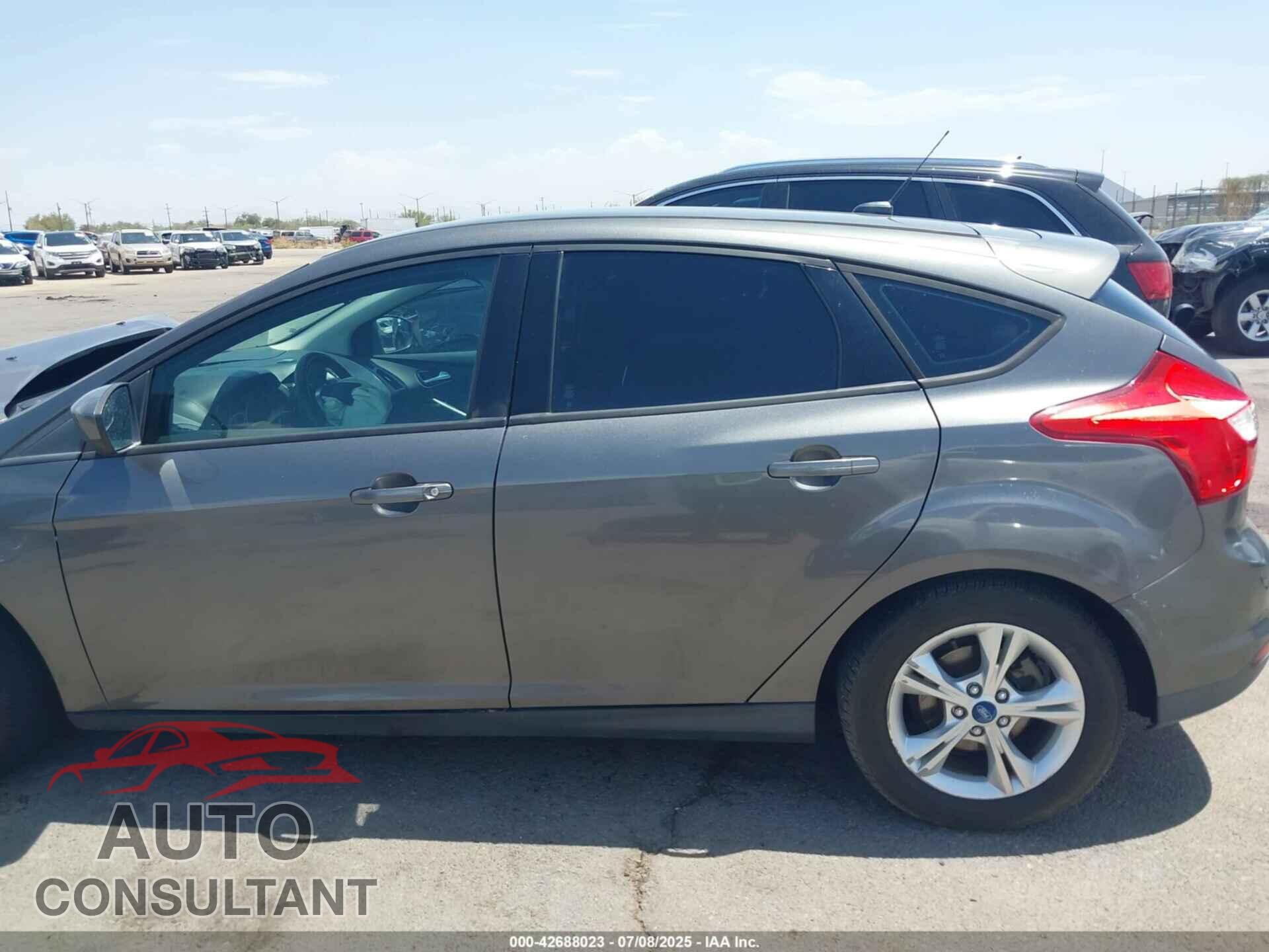 FORD FOCUS 2012 - 1FAHP3K29CL410447