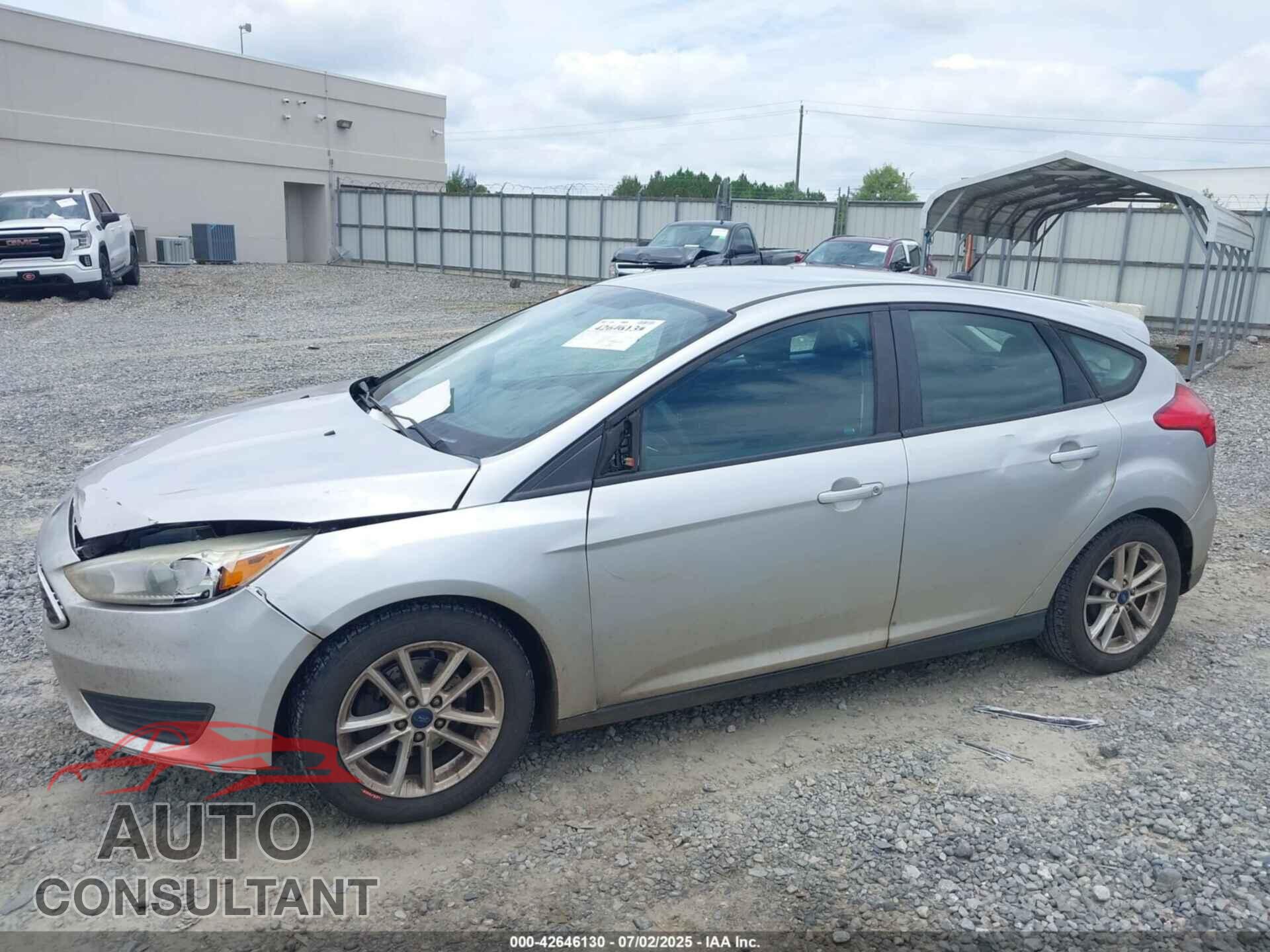FORD FOCUS 2015 - 1FADP3K21FL277640