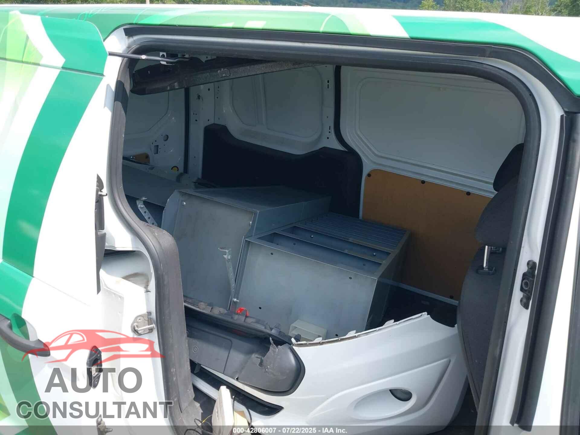 FORD TRANSIT CONNECT 2016 - NM0LS7F72G1277366