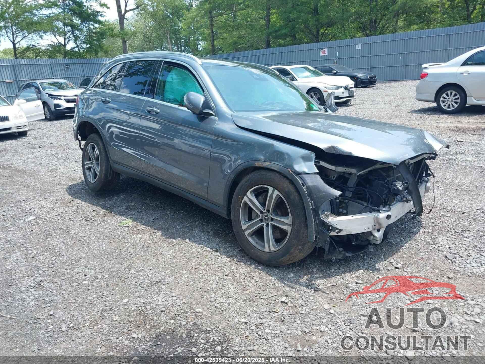 MERCEDES-BENZ GLC 300 2018 - WDC0G4KB5JV115516