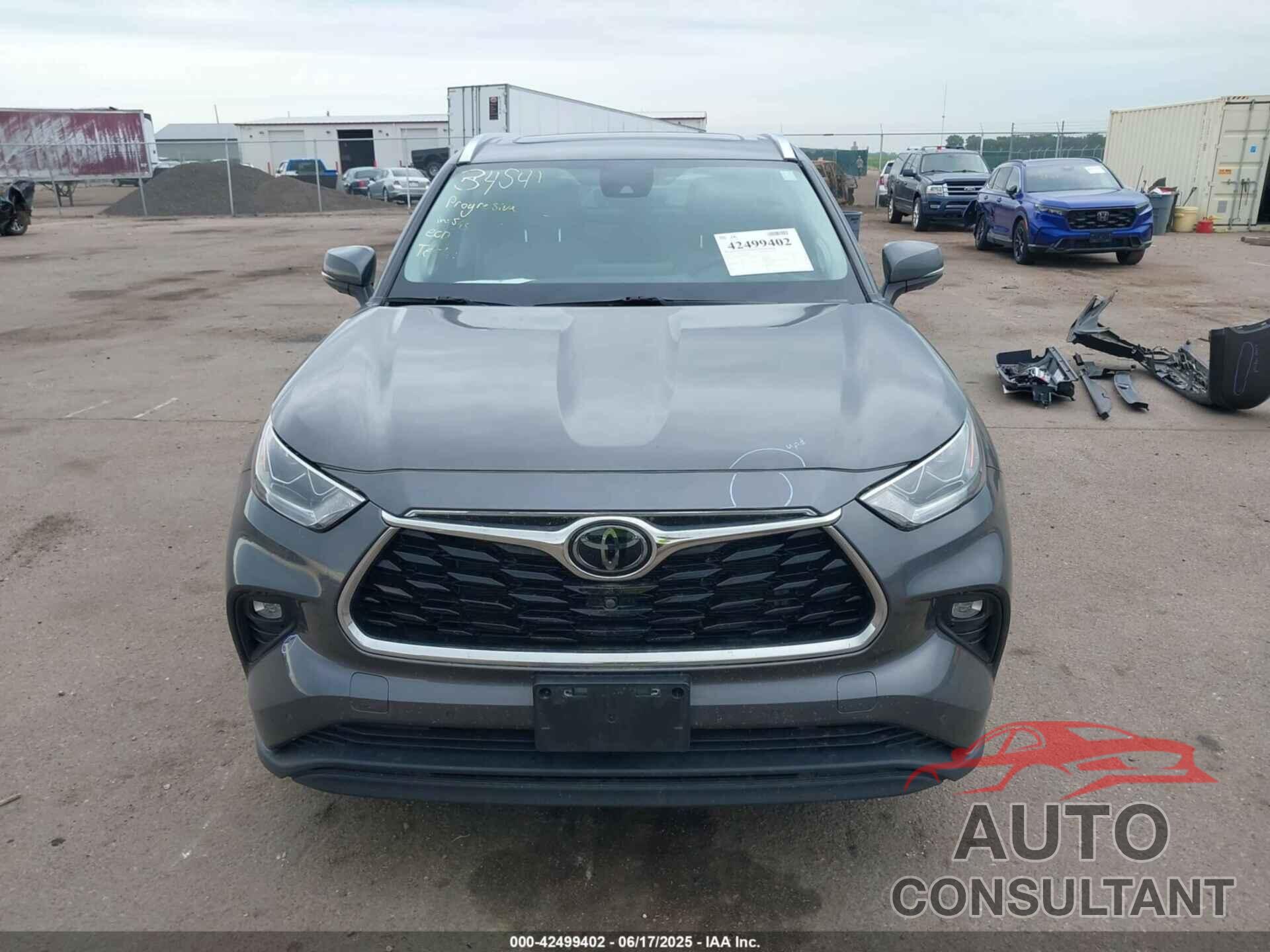 TOYOTA HIGHLANDER 2021 - 5TDDZRBH9MS540657