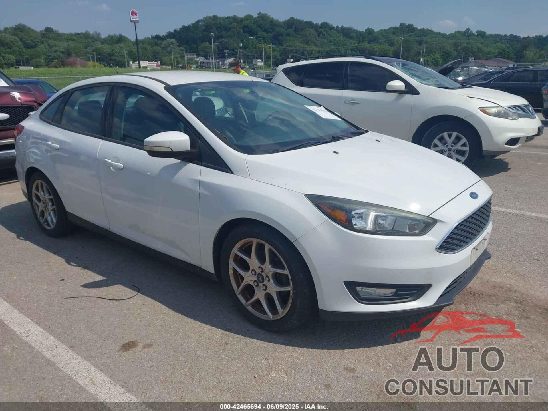 FORD FOCUS 2015 - 1FADP3F23FL374767