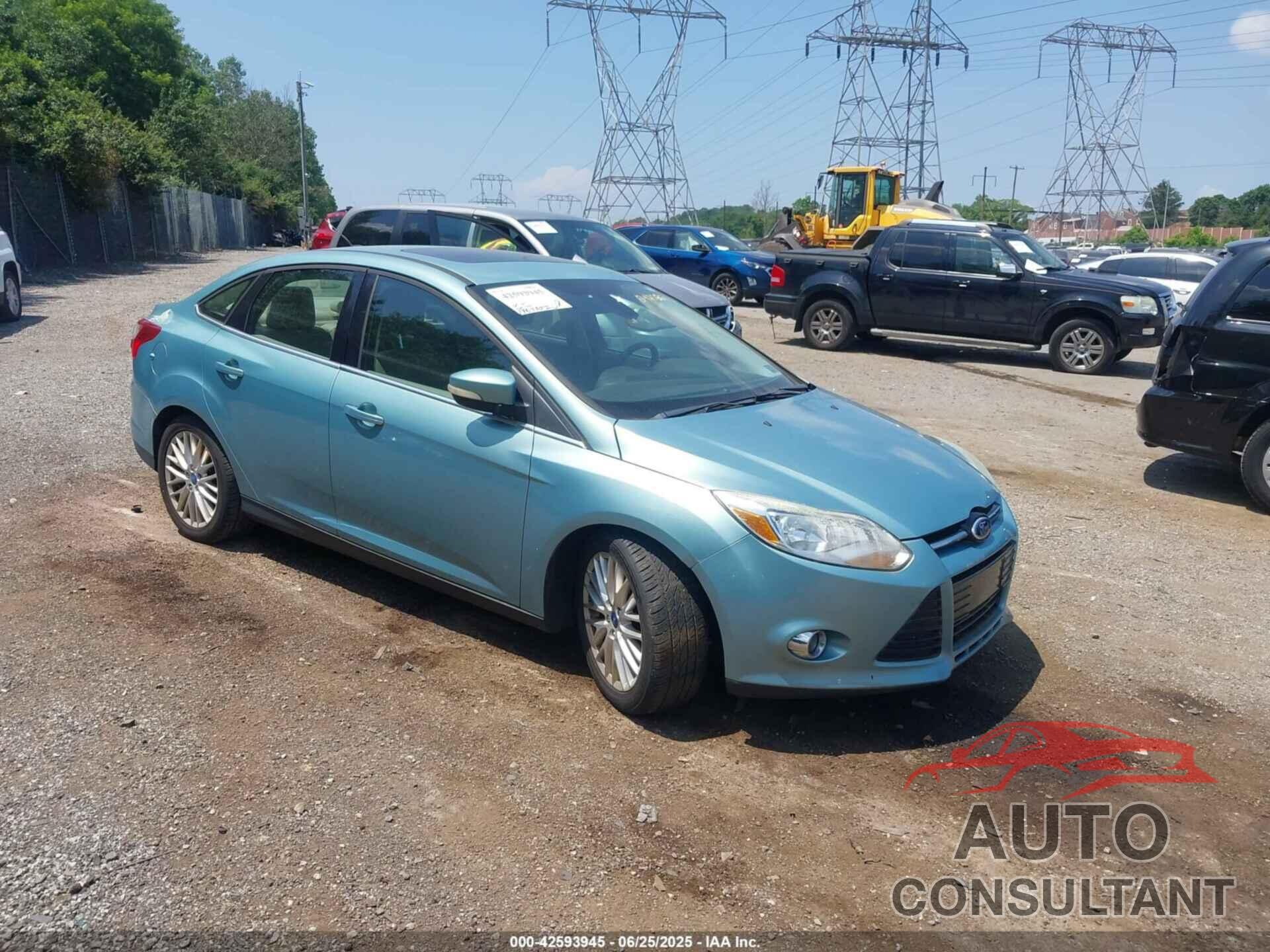 FORD FOCUS 2012 - 1FAHP3H26CL247022