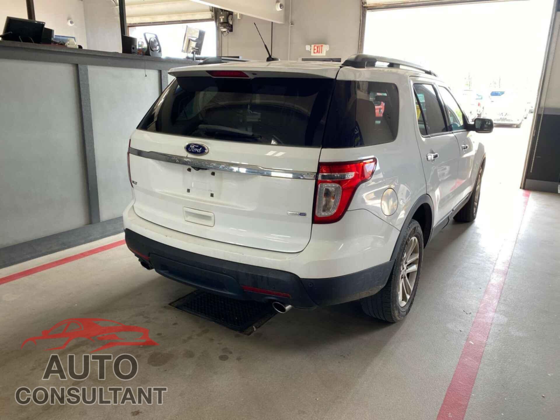 FORD EXPLORER 2015 - 1FM5K8D89FGB51395