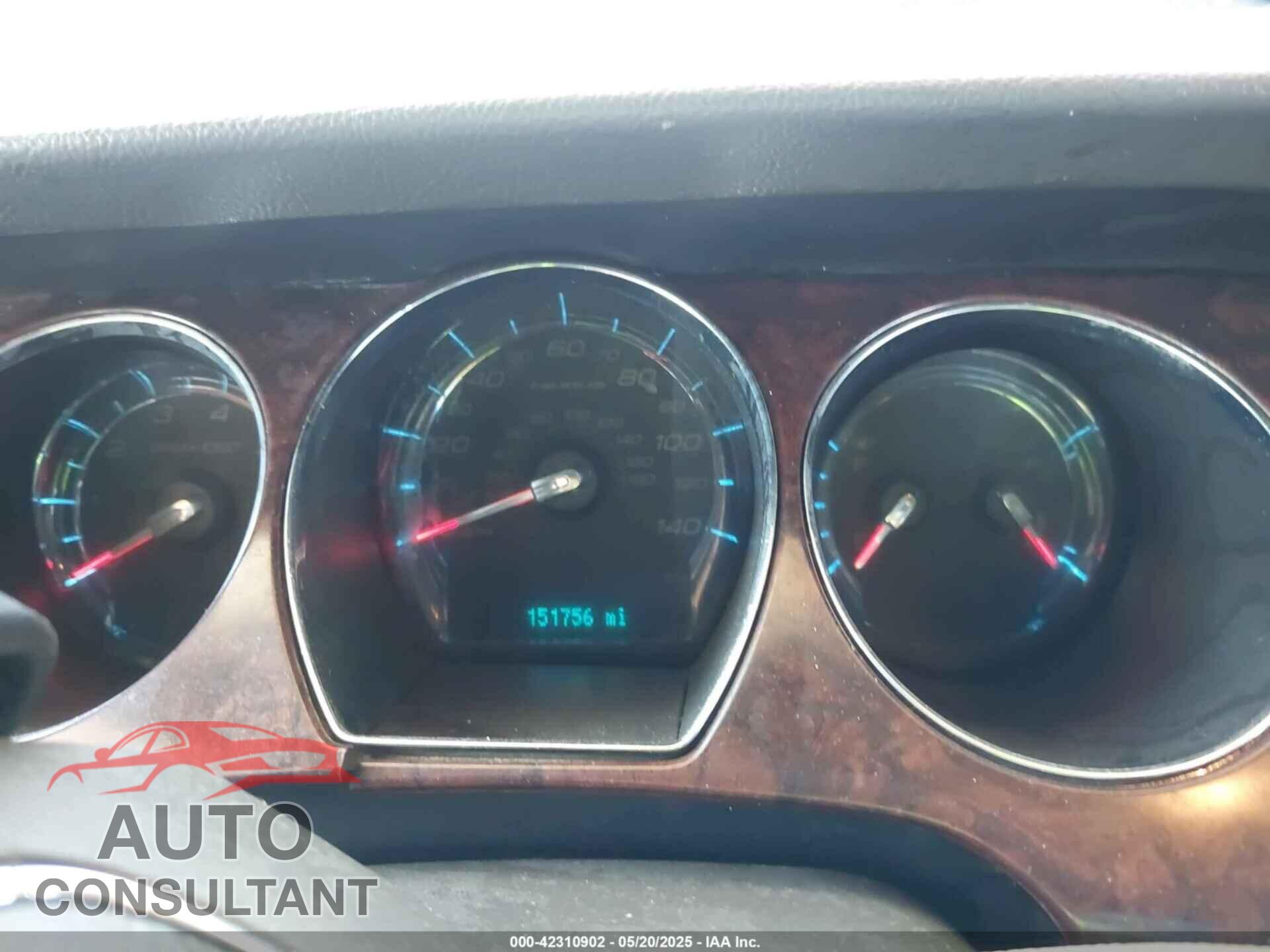 FORD TAURUS 2011 - 1FAHP2EW8BG104632